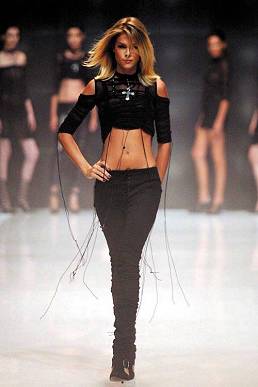 Ana Hickmann: sapatos valorizados pelas pernas famosas