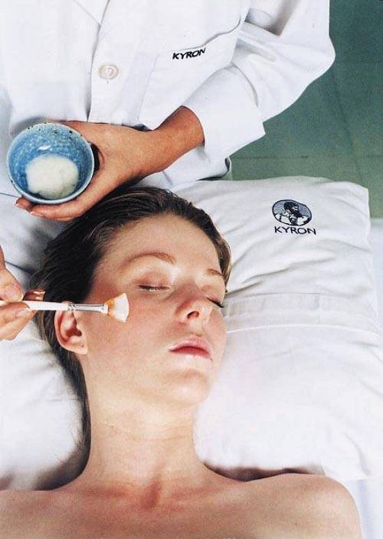 �leo de uva: regenera��o e manuten��o do tecido cut�neo