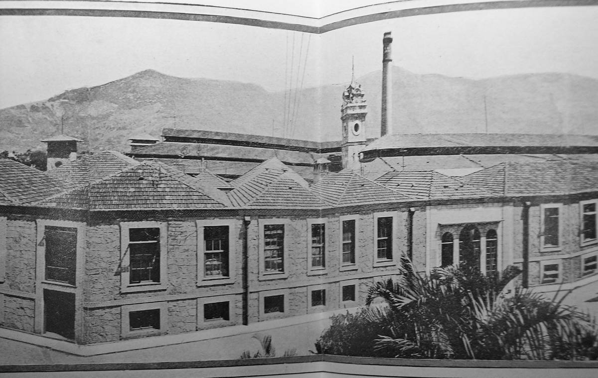 Clique na imagem para reduzi-la