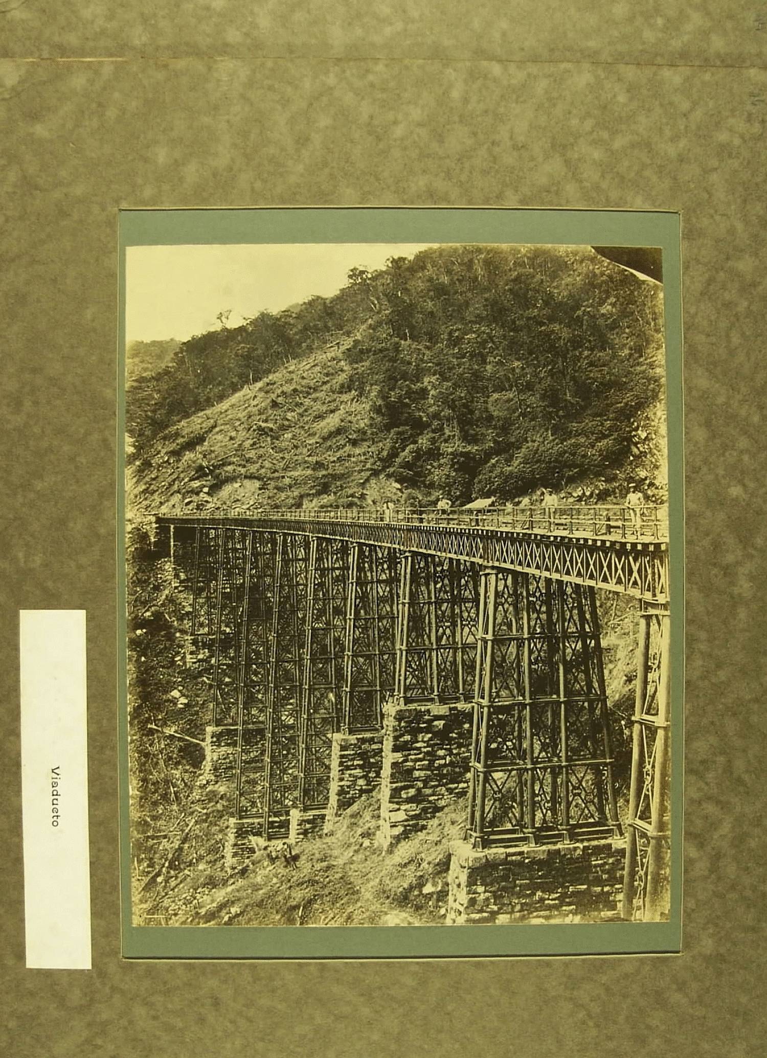 Clique na imagem para reduzi-la